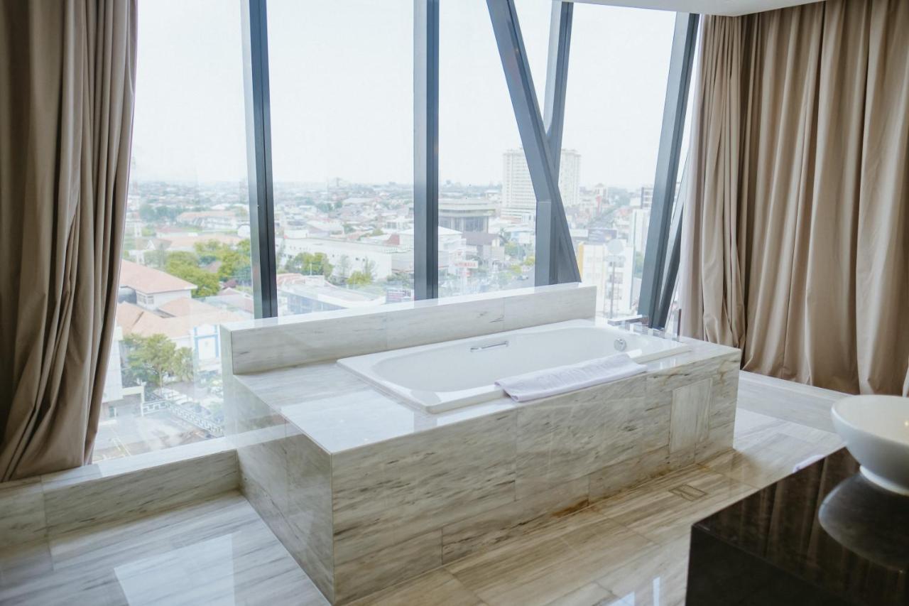 Po Hotel Семаранг Экстерьер фото