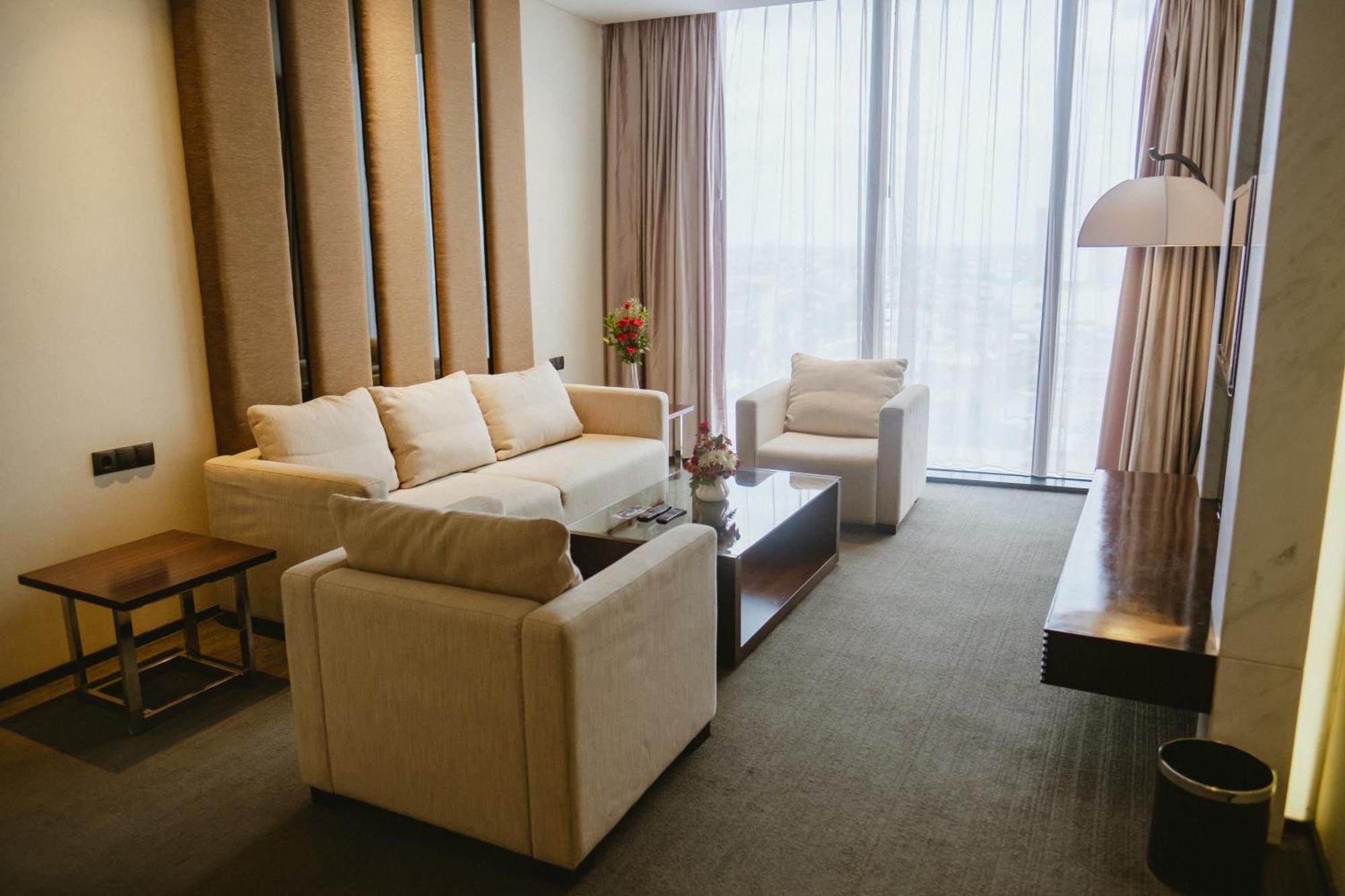 Po Hotel Семаранг Экстерьер фото